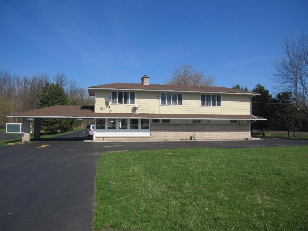 Budget Inn Fairport Main image