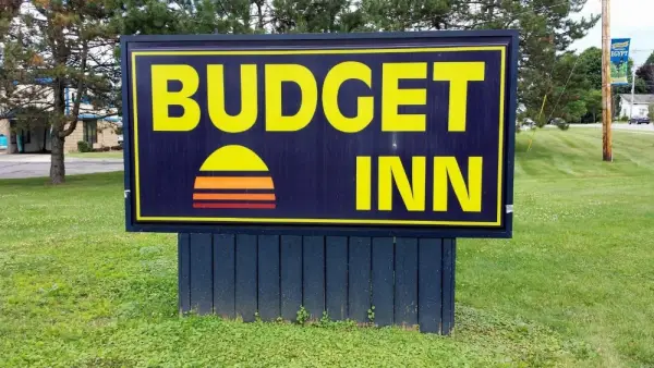 Budget Inn Fairport Main image